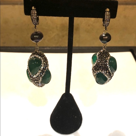 Green Jade, Black Pearl, & Marcasite Earrings - Picture 2 of 5